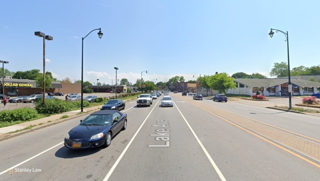 Rochester: Injuries Reported at Lake Ave & Stonewood Ave