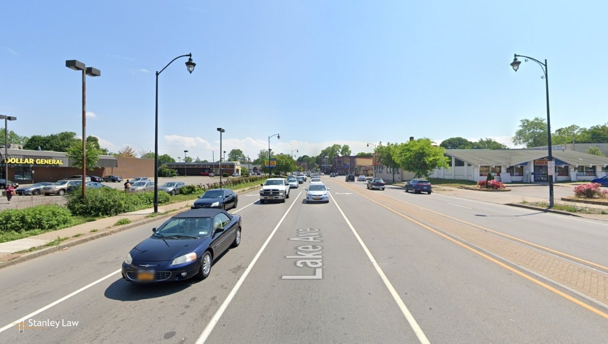 Rochester: Injuries Reported at Lake Ave & Stonewood Ave