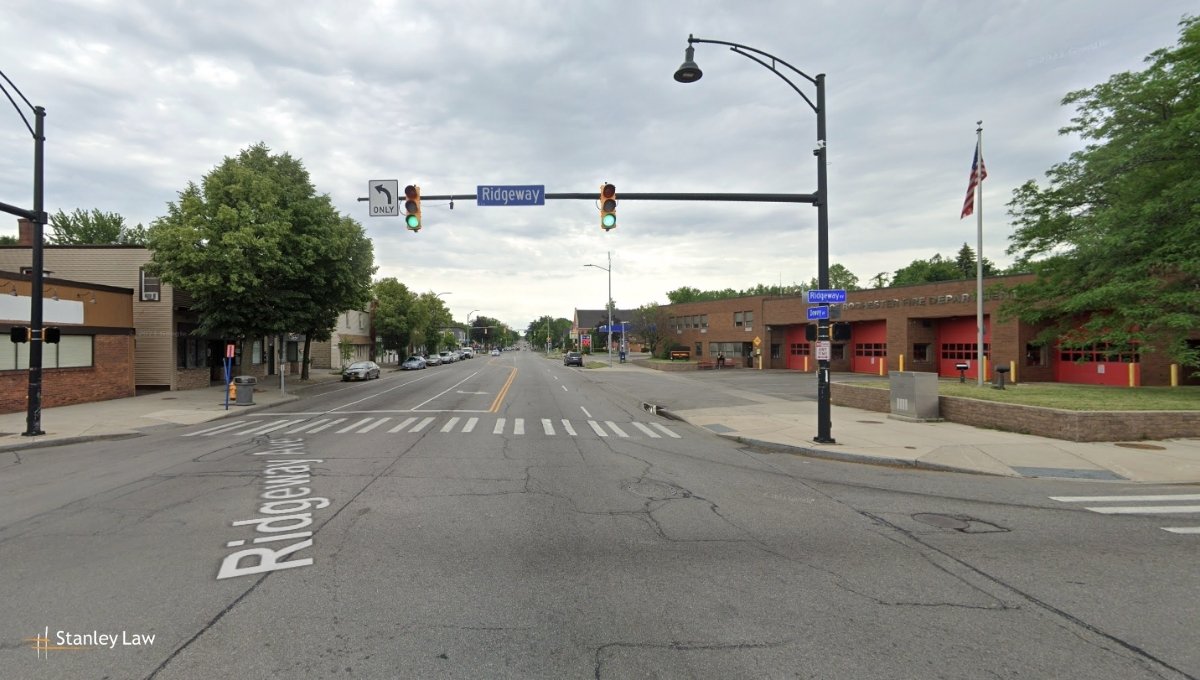 Rochester, NY - Injuries Reported in Serious Crash at Ridgeway Ave & Dewey Ave