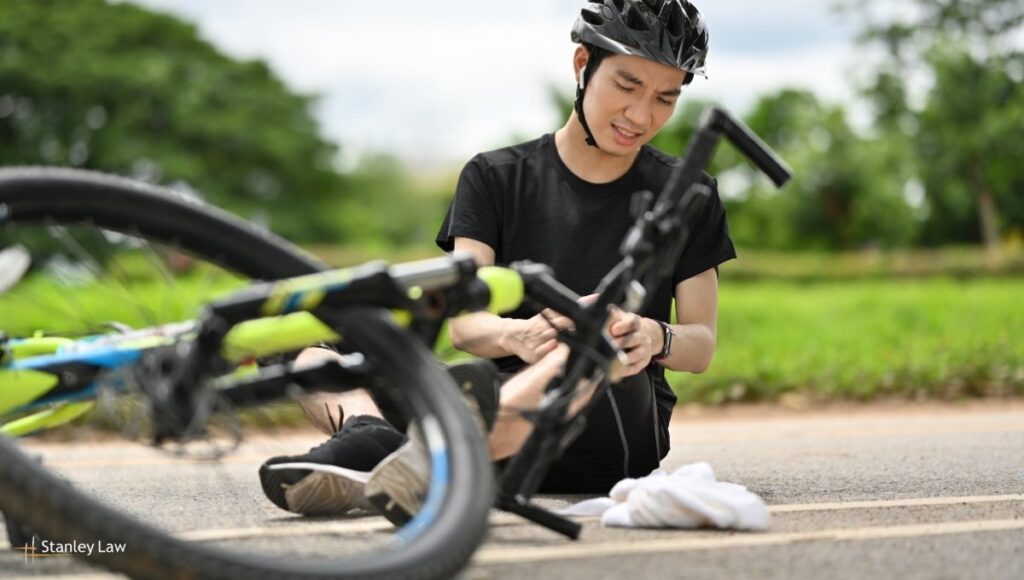 Rochester, NY – Bicyclist Hospitalized After Hit-and-Run Collision at Main & Exchange St