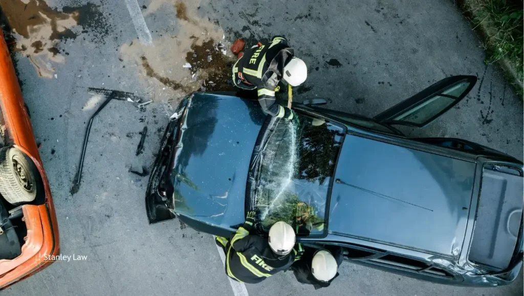 Vehicle accident in Jay St and Saxton St in Rochester