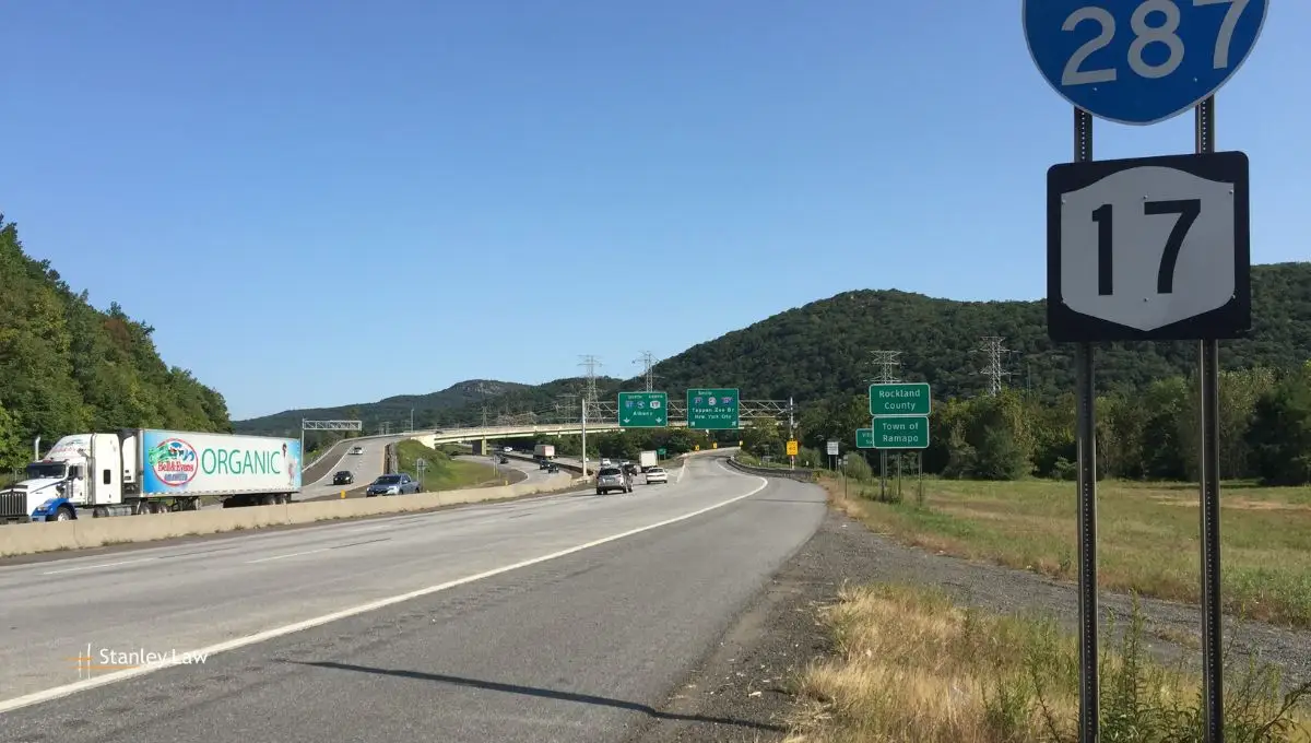 Crash closes lanes on State Route 17