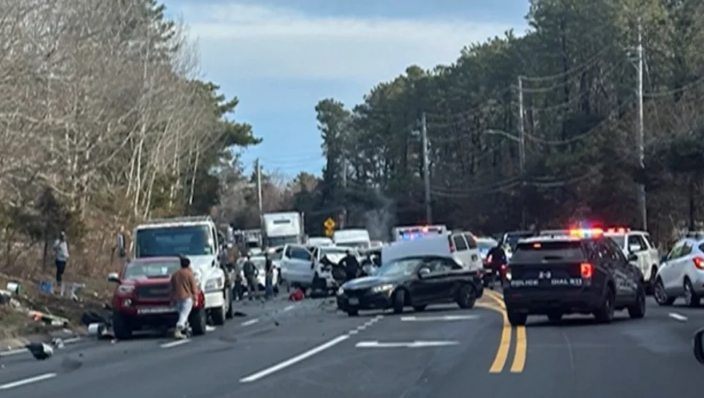 Anasser Almontaser Killed in 5-Vehicle Sunrise Highway Crash