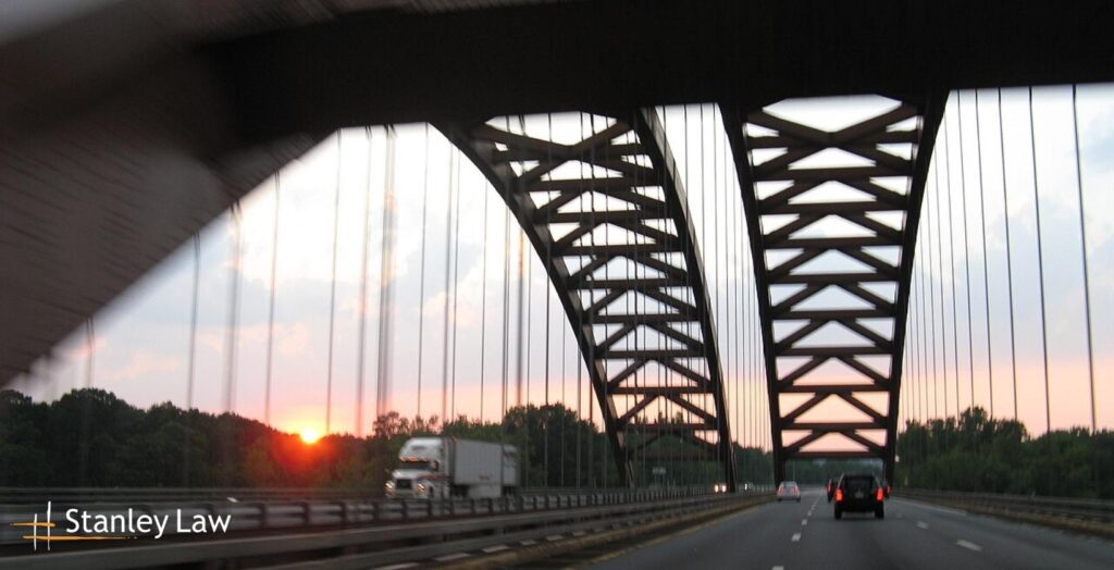 Twin Bridges Crash Closes Northway Lanes Between Halfmoon and Colonie